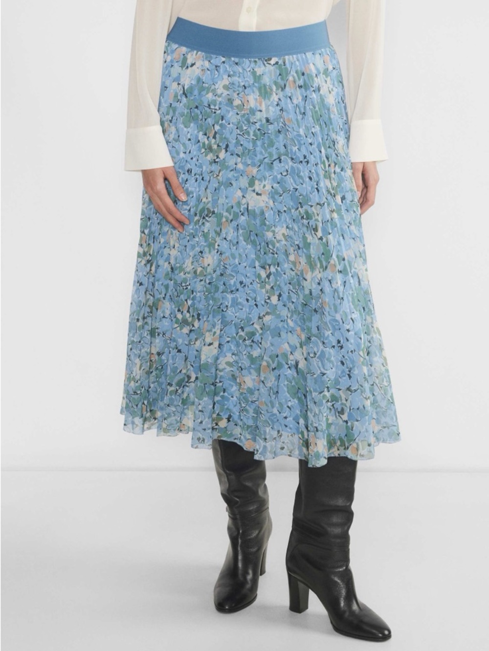 Wilfred New Twirl Pleated Skirt